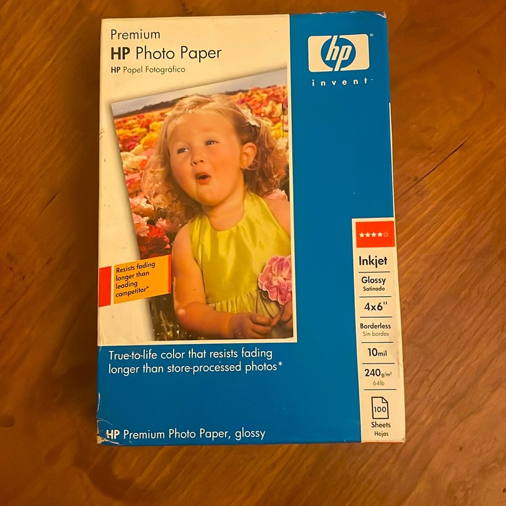 New in Box HP Photo Paper 4x6 Glossy. 100 sheets